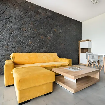 Metro Imielin 13th Floor Apartment Warsaw
