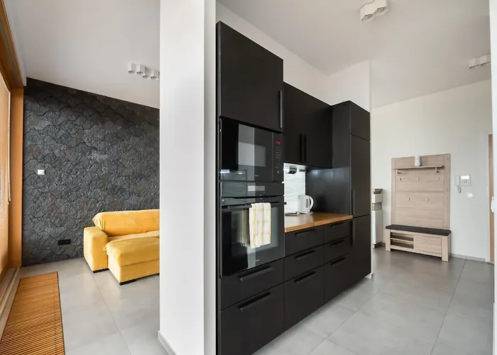 Metro Imielin 13th Floor By Bookinghost Апартаменты *