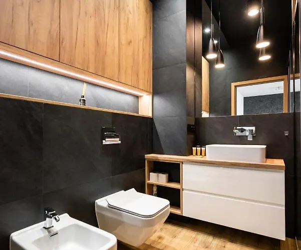 Апартаменты Metro Imielin 13th Floor By Bookinghost