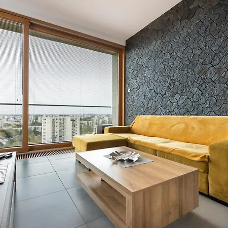 Metro Imielin 13th Floor By Bookinghost * 华沙