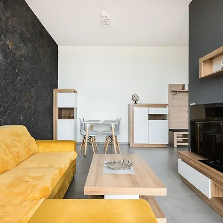 Metro Imielin 13th Floor By Bookinghost *